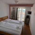 And Sidro بيتريتْشاني