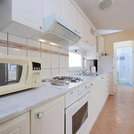 And Sidro Apartment *