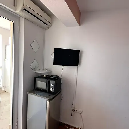 And Sidro Apartment *